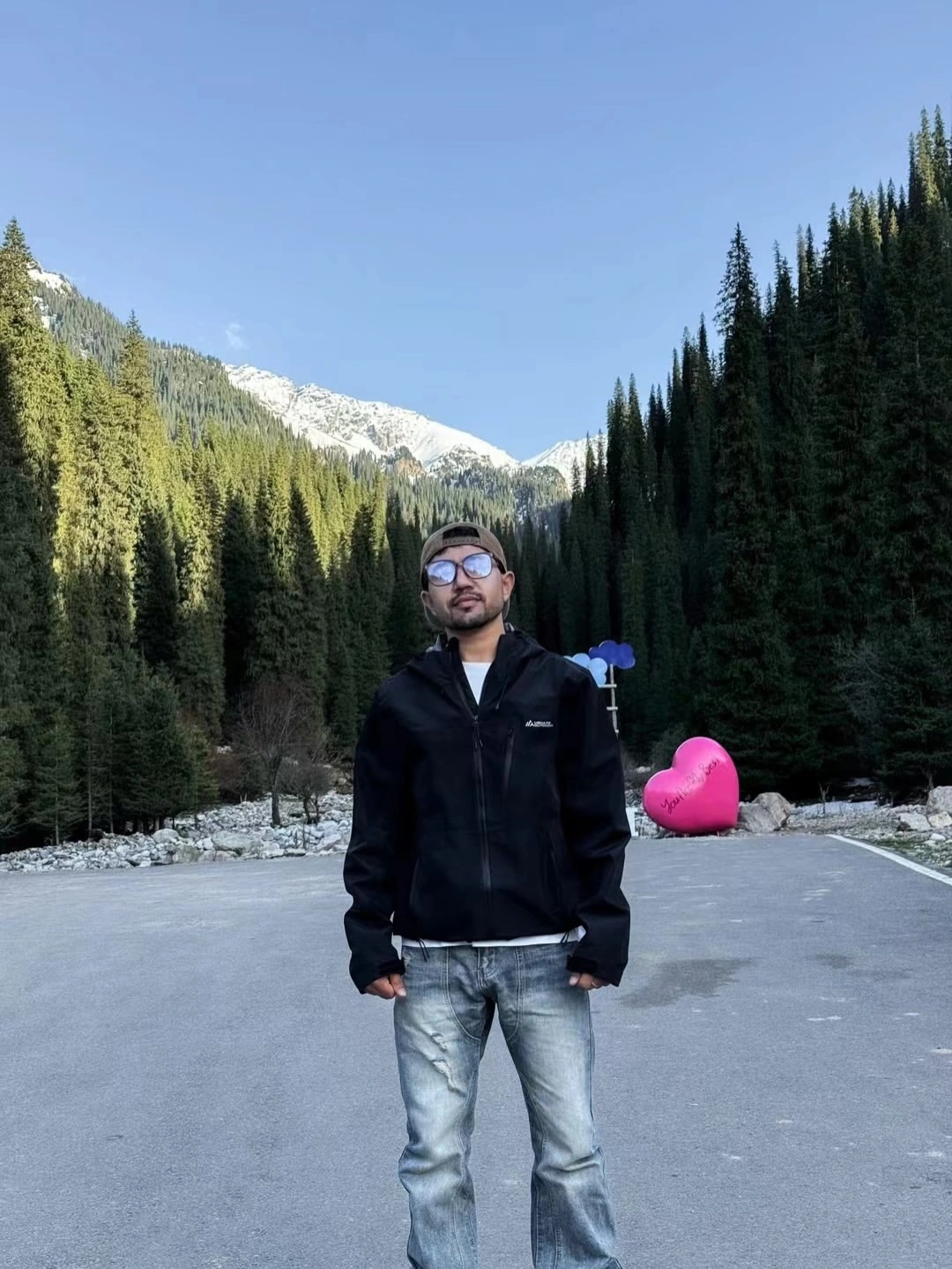 Usman Aryan behind the scenes